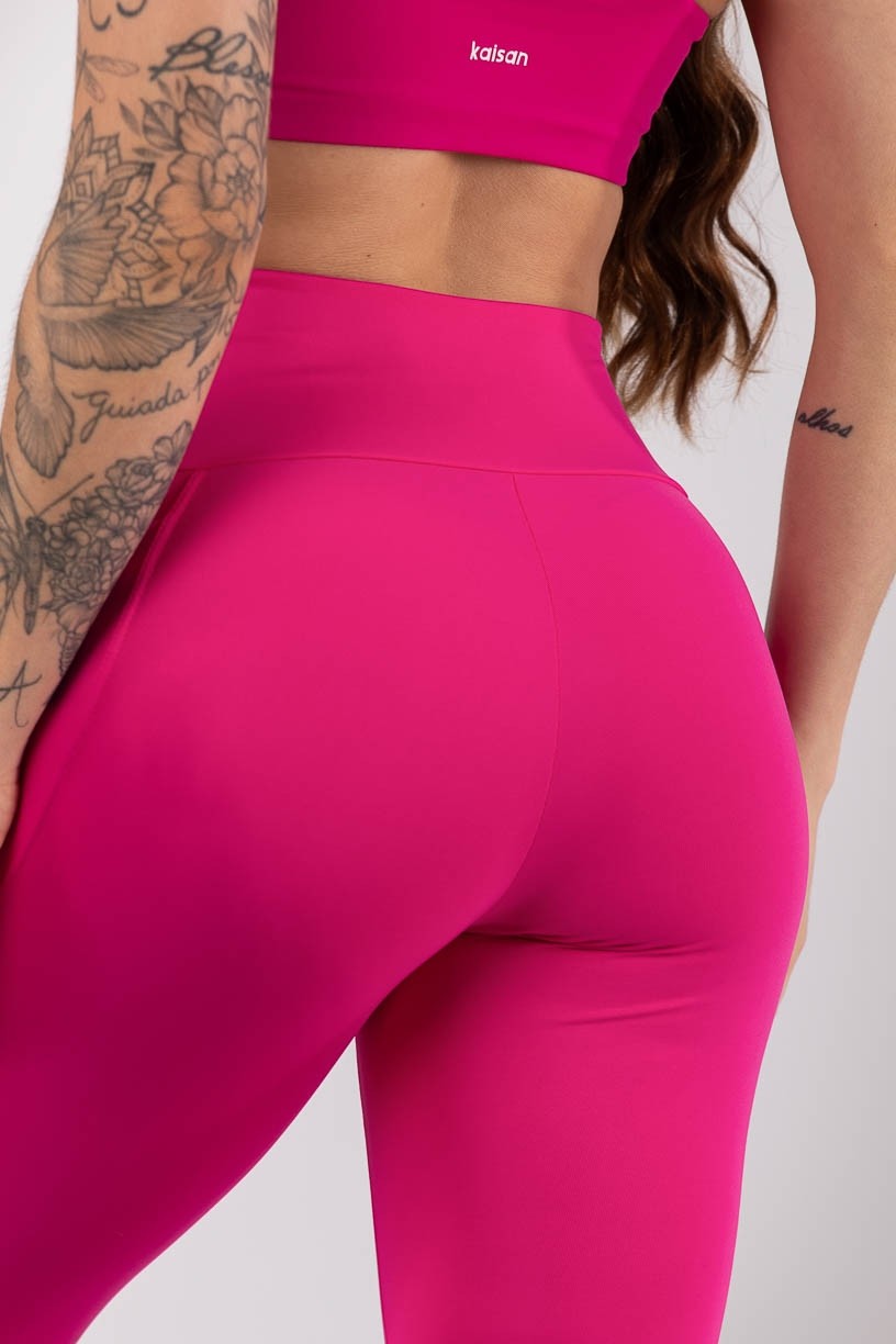 K4413-B_Calca_Legging_sem_Gancho_e_com_Bolsos_Rosa_Choque__Ref:_K4413-B