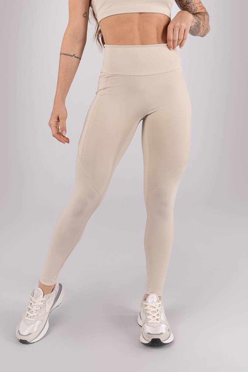 K4413-C_Calca_Legging_sem_Gancho_e_com_Bolsos_Bege__Ref:_K4413-C