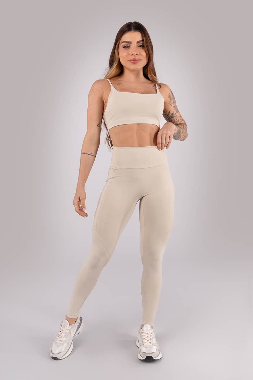 K4413-C_Calca_Legging_sem_Gancho_e_com_Bolsos_Bege__Ref:_K4413-C