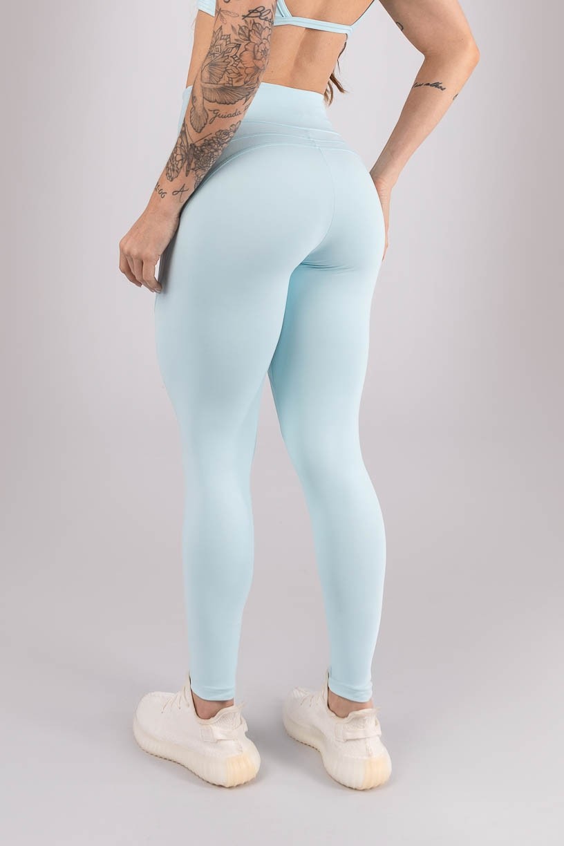 K4416-B_Calca_Legging_com_Cobertura_nos_Recortes_Azul_Bebe__Ref:_K4416-B