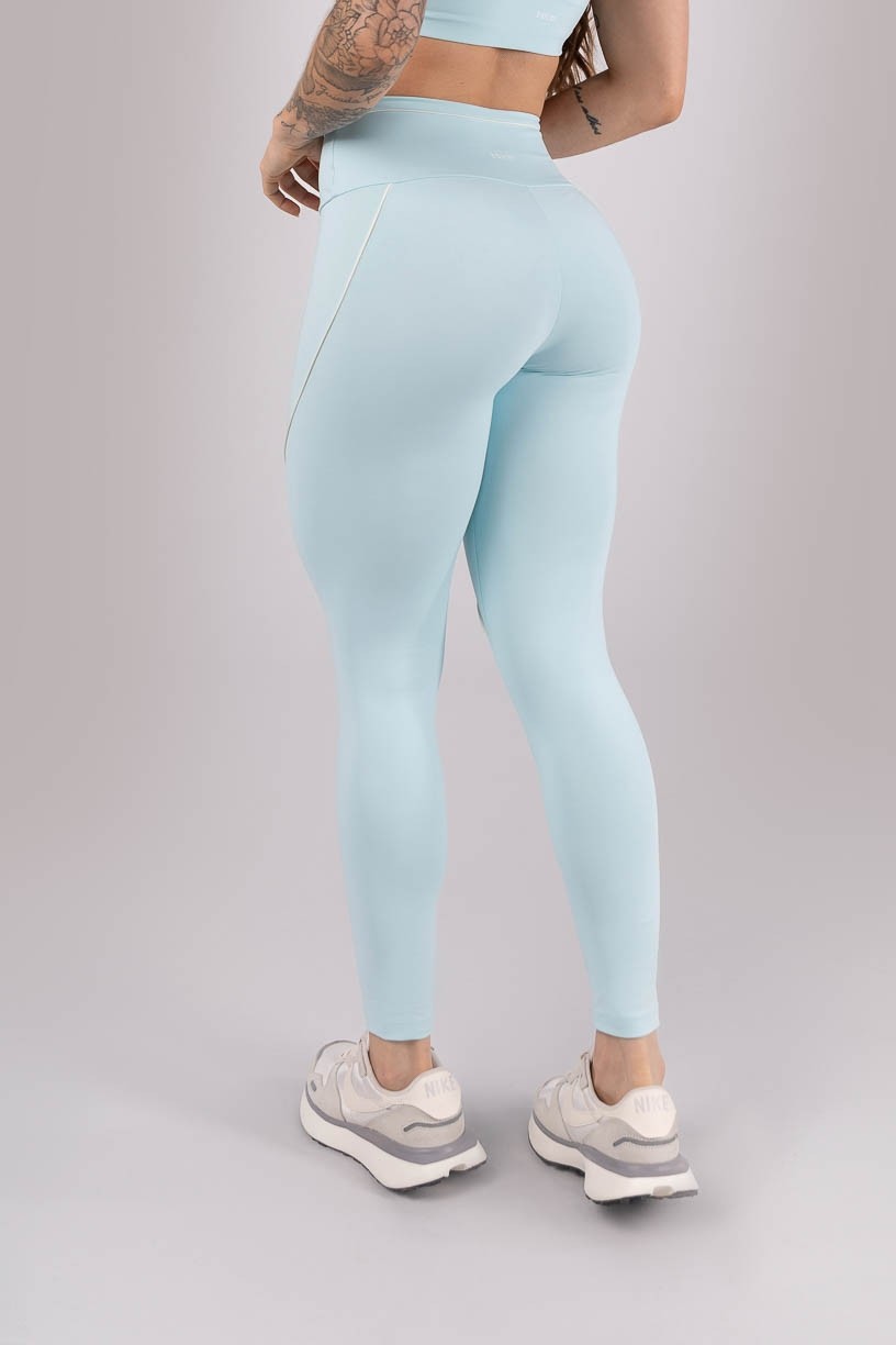 K4428-B_Calca_Legging_com_Detalhes_de_Vivo_Azul_Bebe__Off-White__Ref:_K4428-B