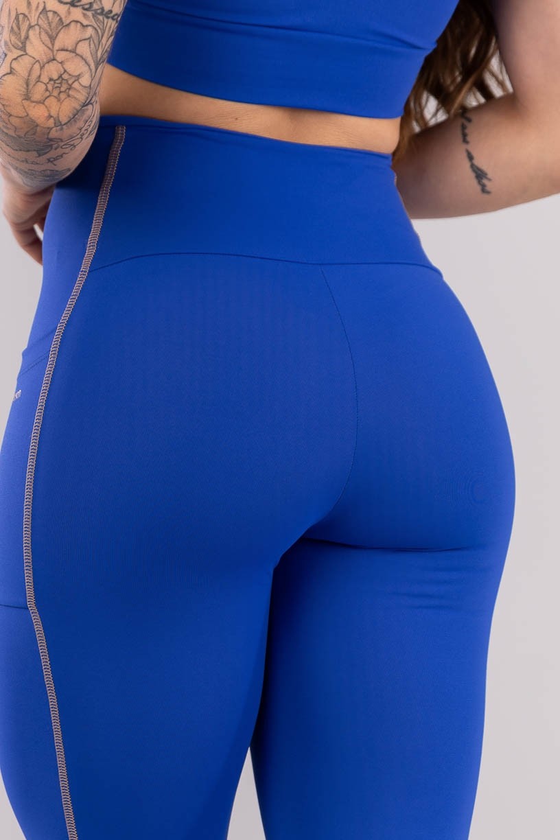 K4434-B_Calca_Legging_com_Bolsos_e_Cobertura_Contrastante_Azul__Ref:_K4434-B