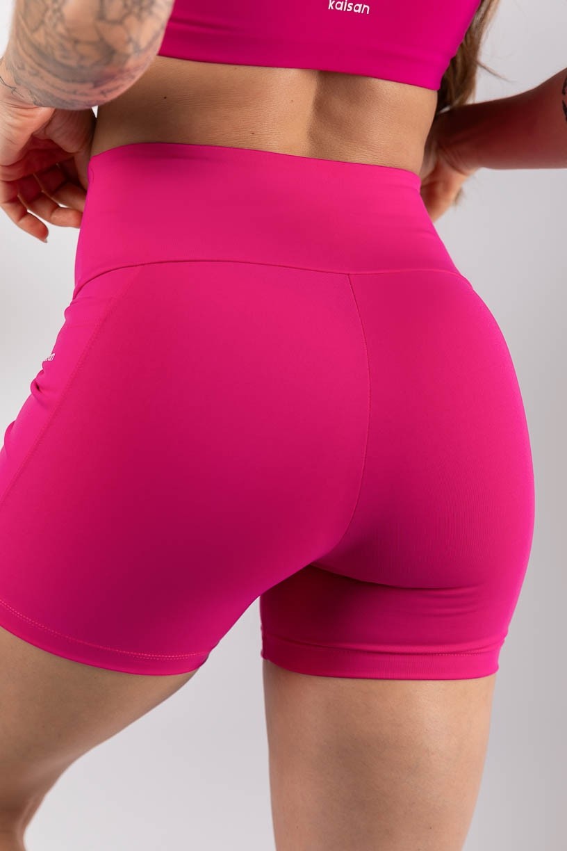 K4414-B_Short_sem_Gancho_e_com_Bolsos_Rosa_Choque__Ref:_K4414-B