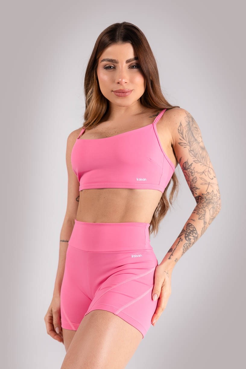 K4417-A_Short_com_Cobertura_nos_Recortes_Rosa_Chiclete__Ref:_K4417-A