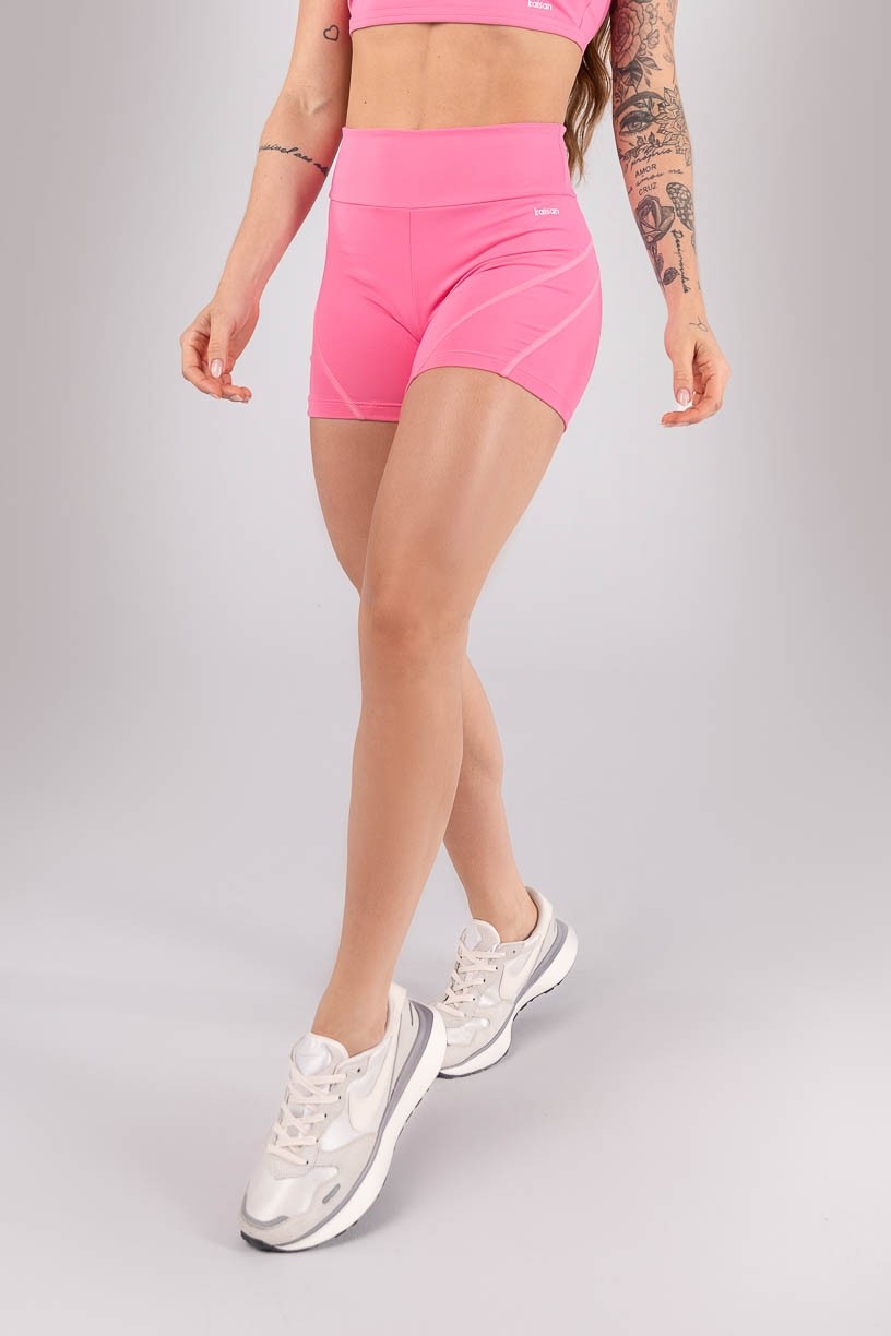 K4417-A_Short_com_Cobertura_nos_Recortes_Rosa_Chiclete__Ref:_K4417-A