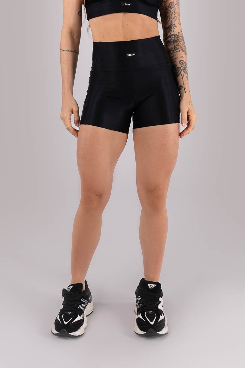 K4432-A_Short_Canelado_com_Recortes_Preto__Ref:_K4432-A