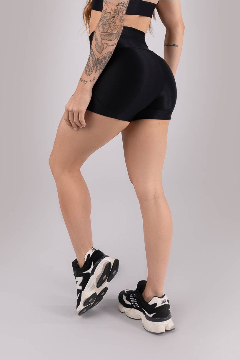K4432-A_Short_Canelado_com_Recortes_Preto__Ref:_K4432-A
