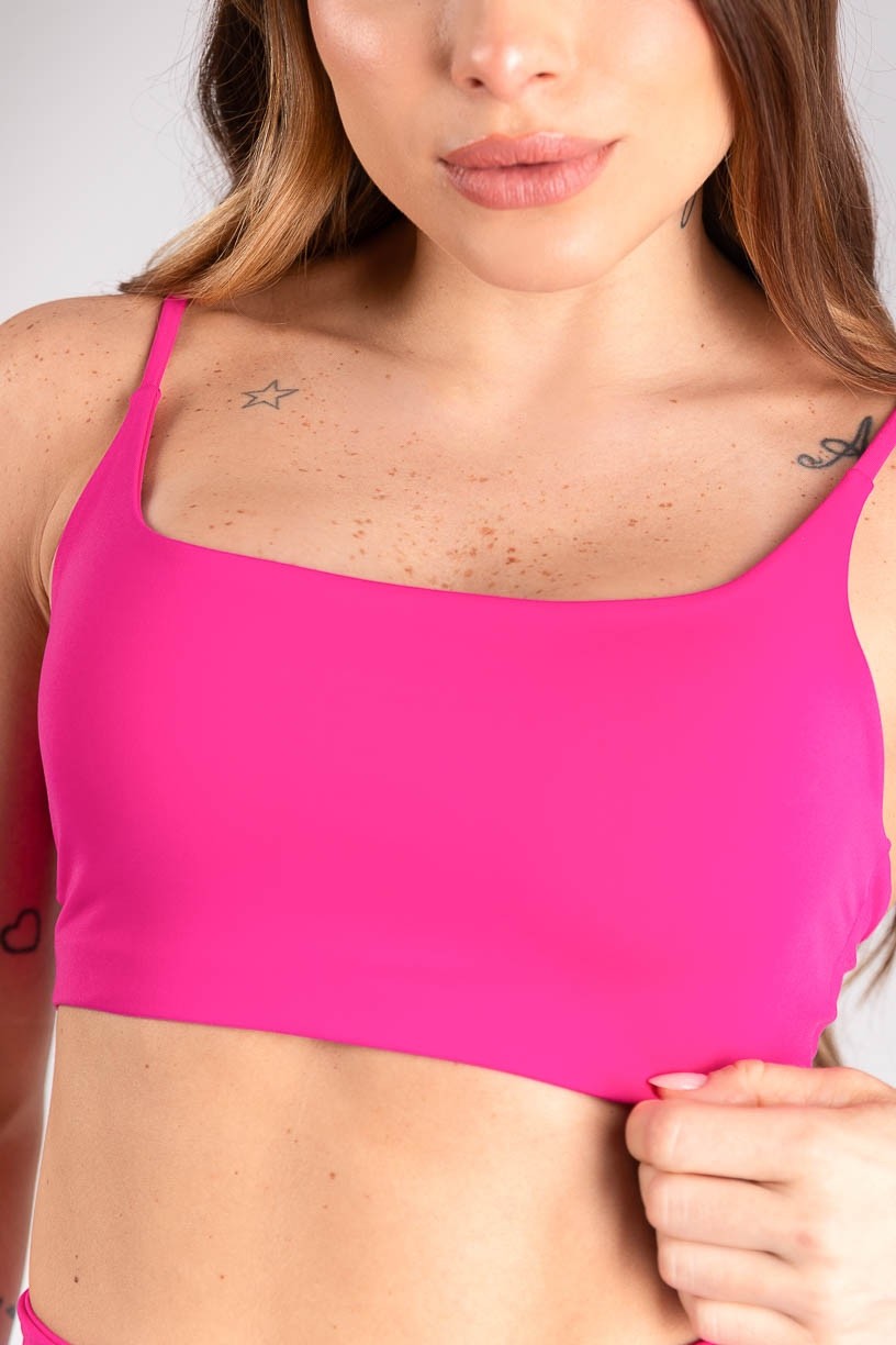 K4412-B_Top_com_Alcas_e_Decote_Quadrado_Rosa_Choque__Ref:_K4412-B