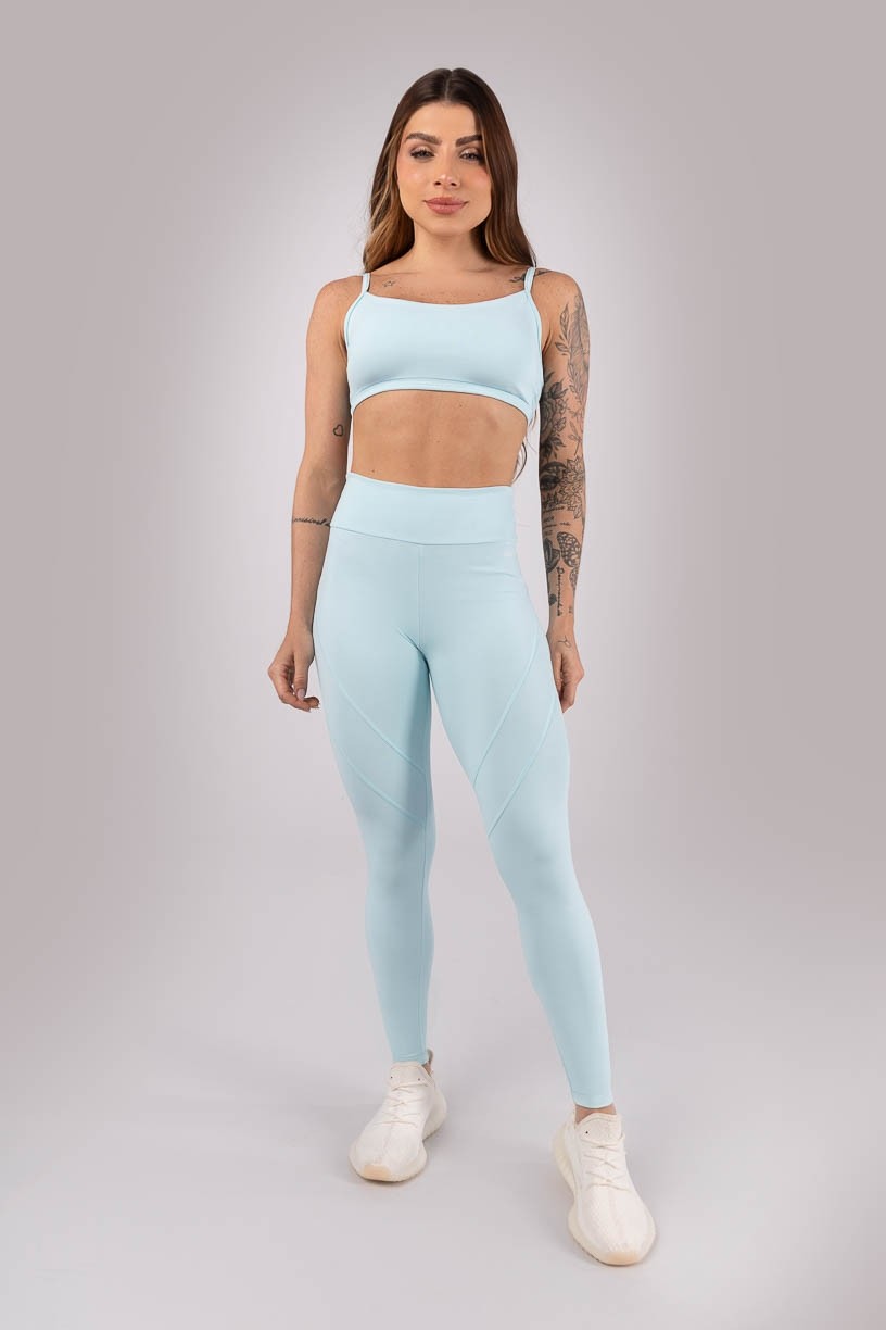 K4415-B_Top_com_Costas_Abertas_e_Alcas_Regulaveis_Azul_Bebe__Ref:_K4415-B