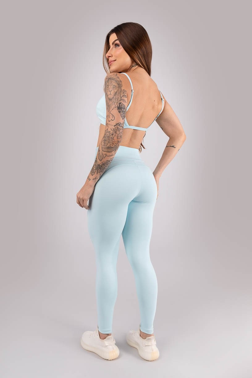 K4415-B_Top_com_Costas_Abertas_e_Alcas_Regulaveis_Azul_Bebe__Ref:_K4415-B