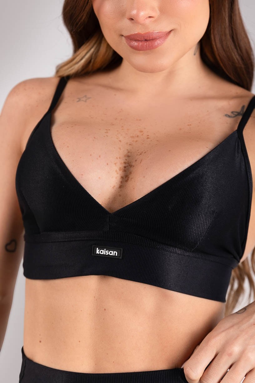 K4430-A_Top_Triangulo_Canelado_com_Alcas_Regulaveis_Preto__Ref:_K4430-A