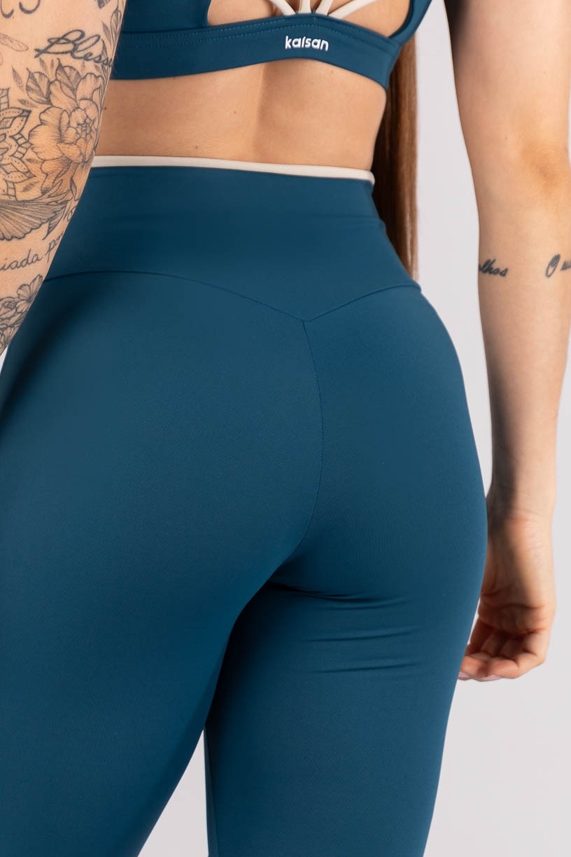 K4299-D_Calca_Legging_sem_Gancho_com_Vira_Azul_Petroleo__Bege__Ref:_K4299-D