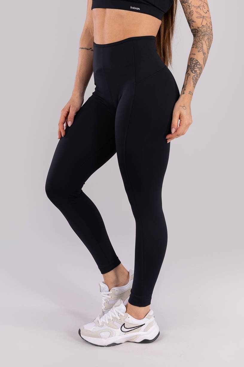 K4445-A_Calca_Legging_com_Recortes_e_Vies_Na_Cintura_Preto__Ref:_K4445-A