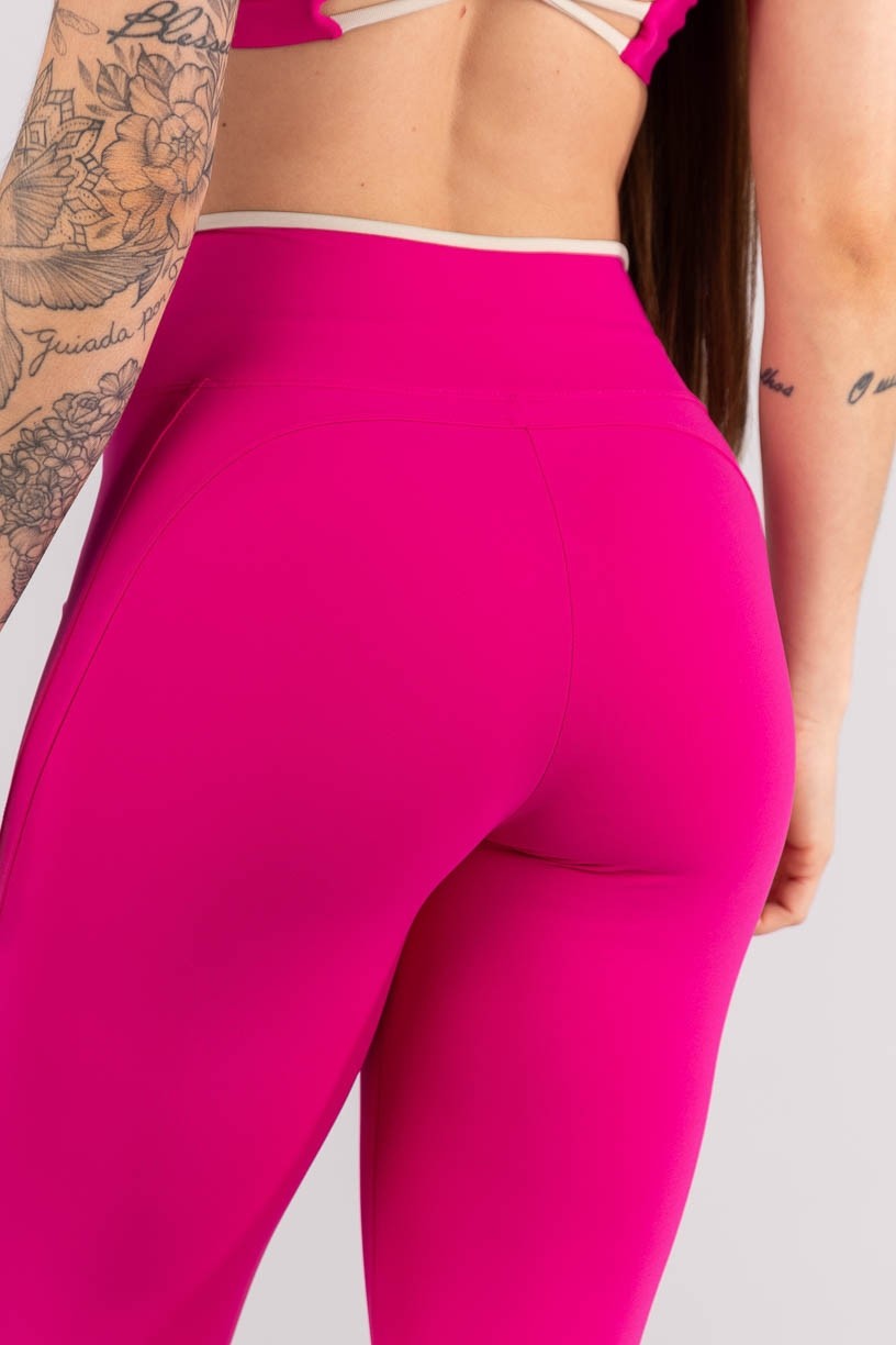 K4451-B_Calca_Legging_com_Recortes_e_Cos_de_Vira_Contrastante_Rosa_Choque__Bege__Ref:_K4451-B