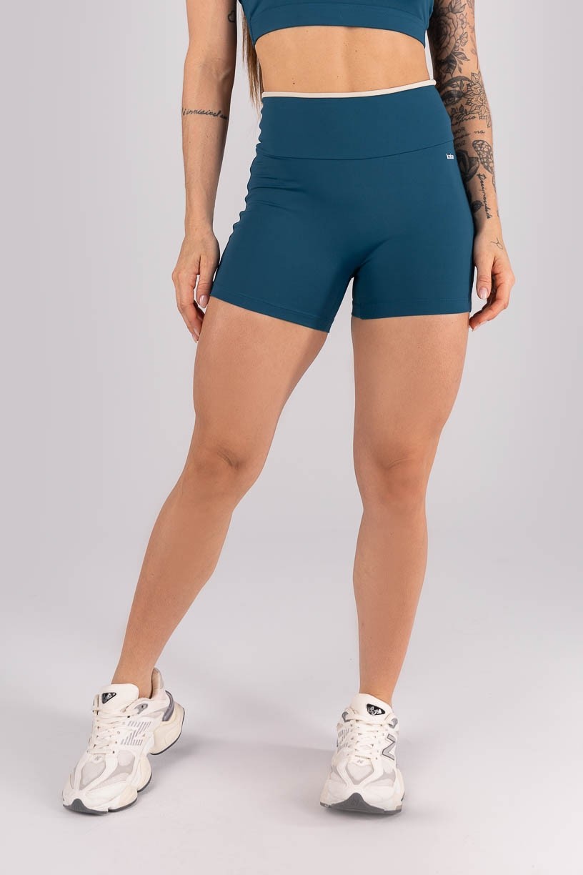 K4300-D_Short_sem_Gancho_com_Vira_Azul_Petroleo__Bege__Ref:_K4300-D