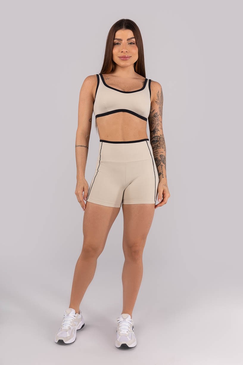 K4455-A_Short_com_Vivo_e_Vies_Contrastante_Bege__Preto__Ref:_K4455-A