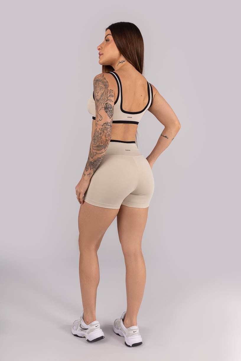 K4455-A_Short_com_Vivo_e_Vies_Contrastante_Bege__Preto__Ref:_K4455-A