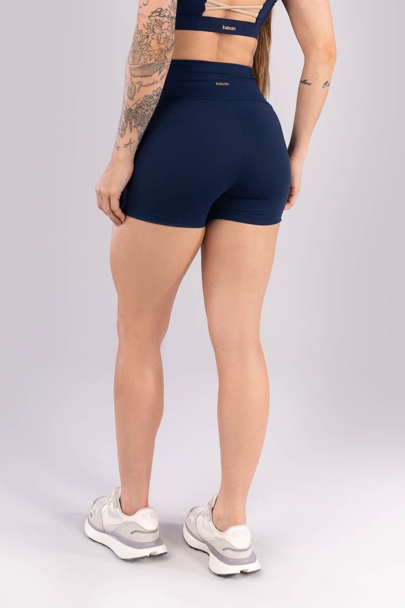 K4508-A_Short_com_Vivo_Contrastantes_Azul_Marinho__Bege__Off-White__Ref:_K4508-A