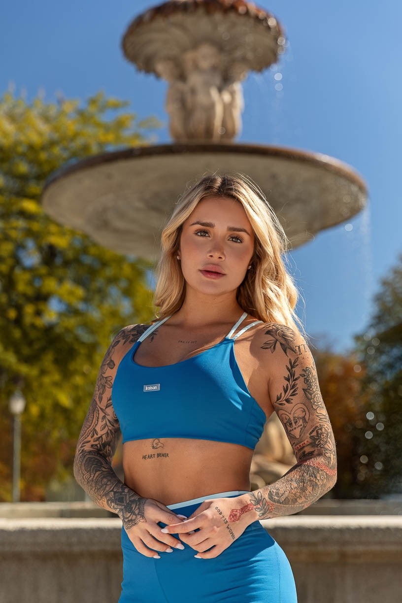 K4450-A_Top_com_Alcas_Trabalhadas_nas_Costas_Azul_Marine__Azul_Bebe__Ref:_K4450-A