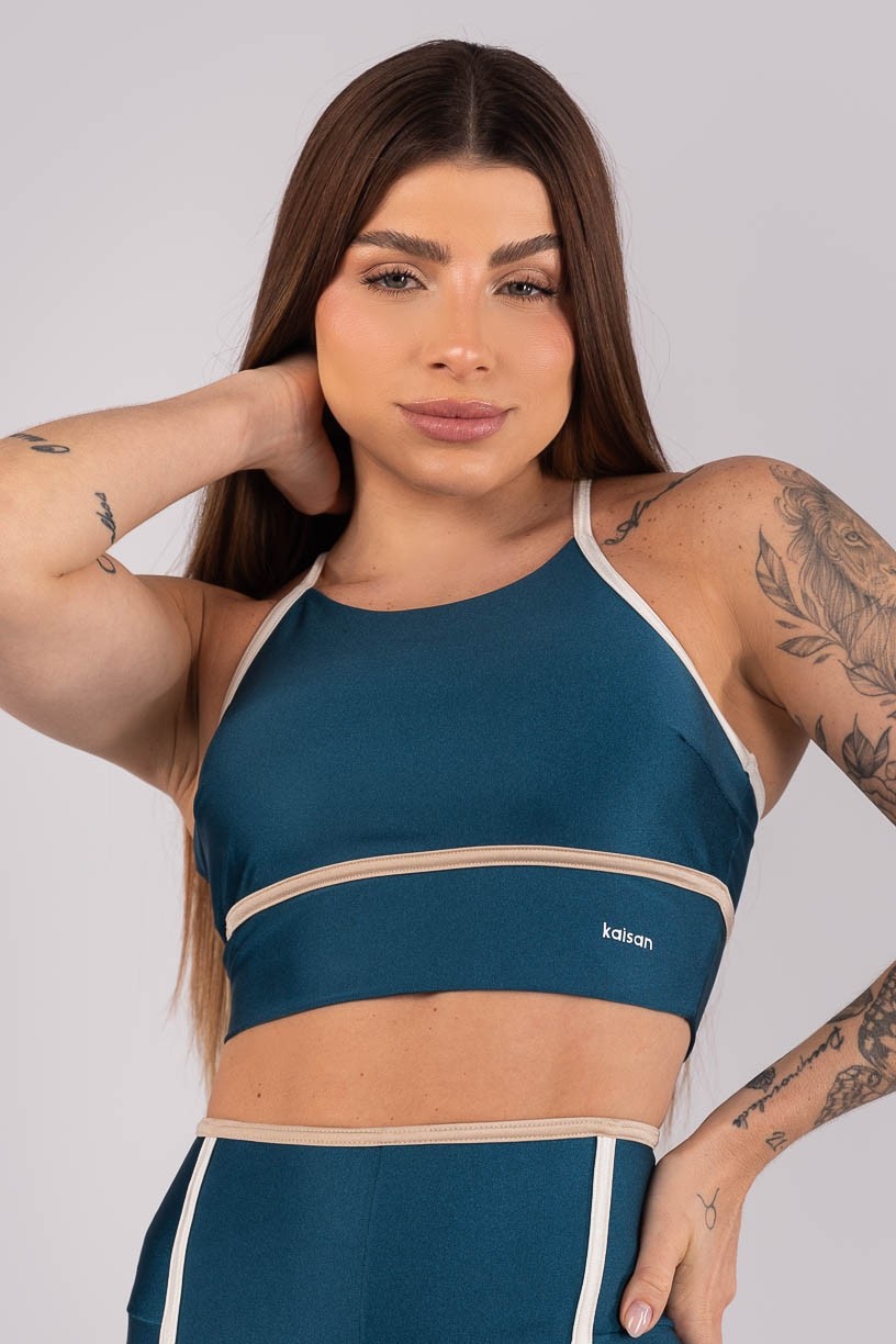 K4461-B_Top_Tricolor_com_Alcas_Cruzadas_Regulaveis_Azul_Petroleo__Off-White__Bege__Ref:_K4461-B