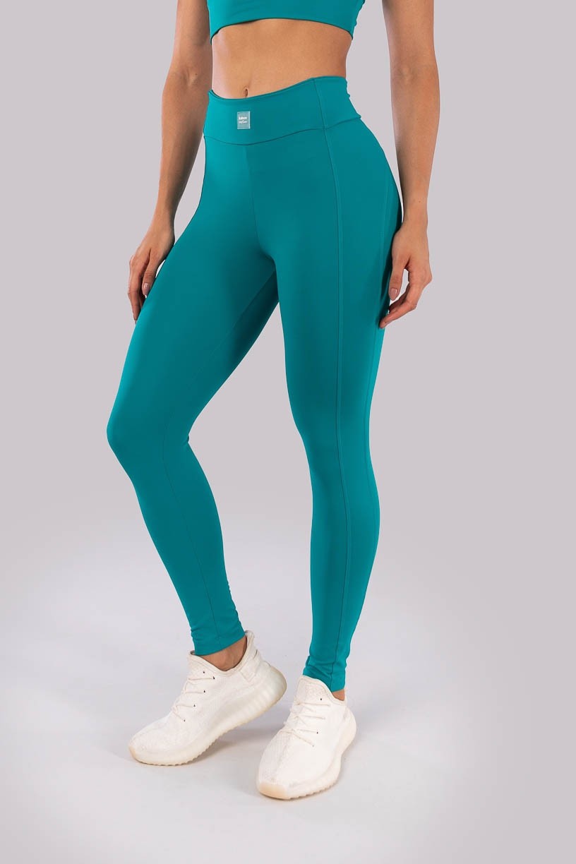 K4266-D_Calca_Legging_com_Recortes_e_Emborrachado_Jade__Ref:_K4266-D