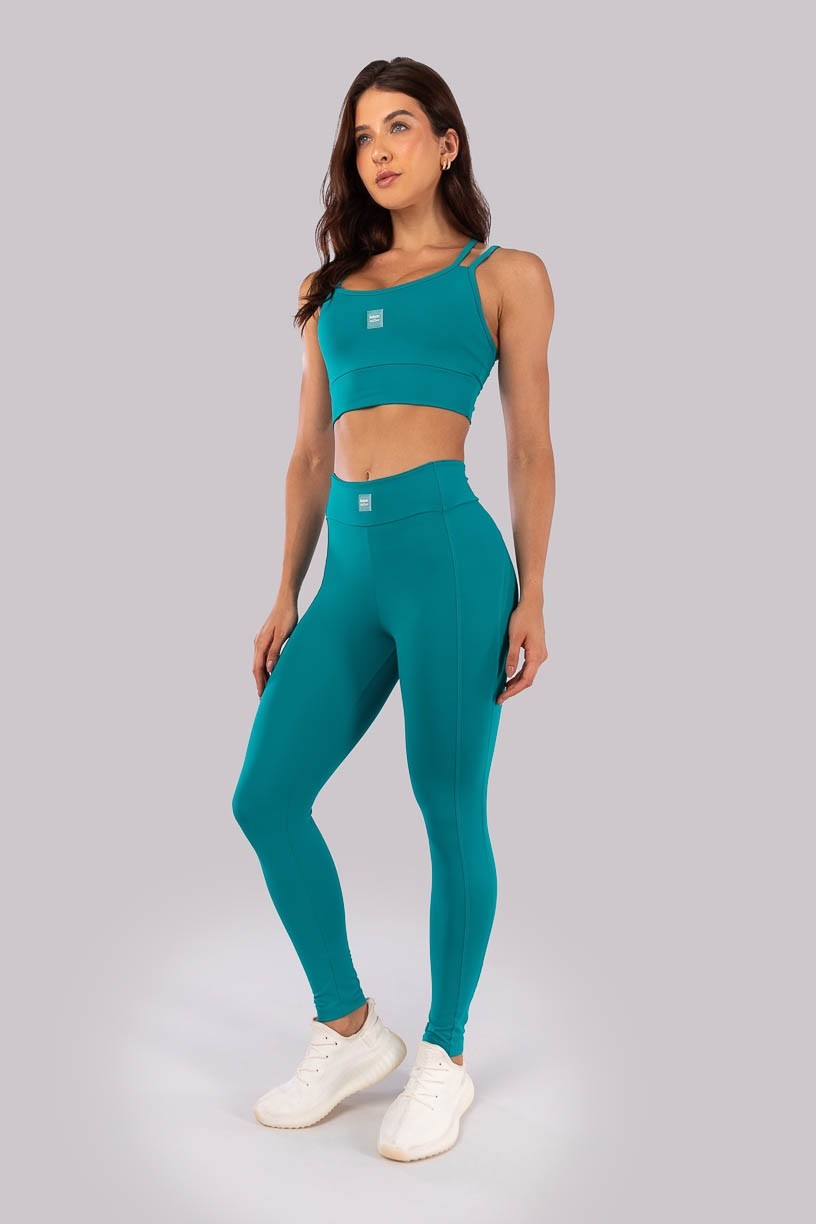 K4266-D_Calca_Legging_com_Recortes_e_Emborrachado_Jade__Ref:_K4266-D