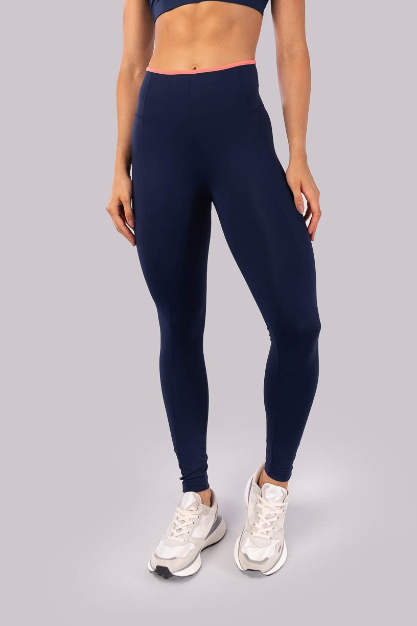 K4515-A_Calca_Legging_com_Recortes_e_Vies_na_Cintura_Azul_Marinho__Aquarela__Ref:_K4515-A