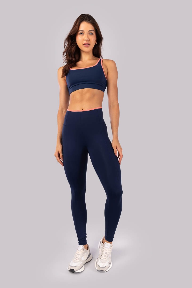 K4515-A_Calca_Legging_com_Recortes_e_Vies_na_Cintura_Azul_Marinho__Aquarela__Ref:_K4515-A