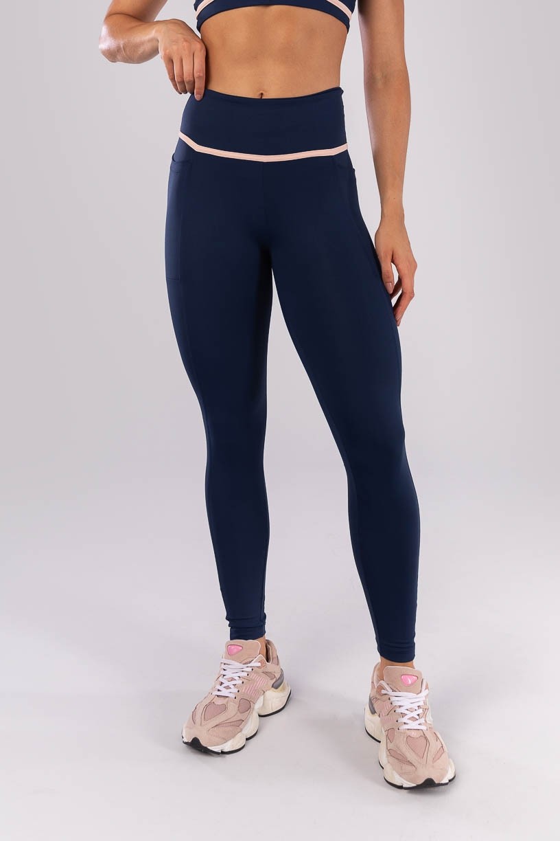 K4521-A_Calca_Legging_com_Bolsos_e_Chapado_no_Cos_Azul_Marinho__Rosa_Bebe__Ref:_K4521-A