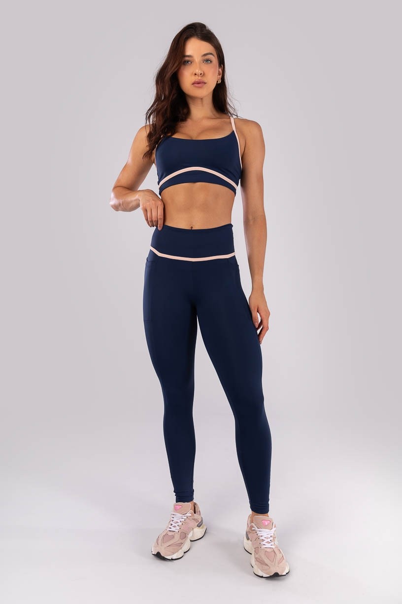 K4521-A_Calca_Legging_com_Bolsos_e_Chapado_no_Cos_Azul_Marinho__Rosa_Bebe__Ref:_K4521-A