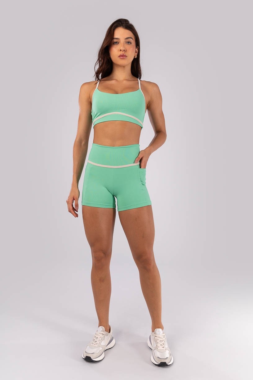 K4522-B_Short_com_Bolsos_e_Chapado_no_Cos_Verde_Menta__Bege__Ref:_K4522-B