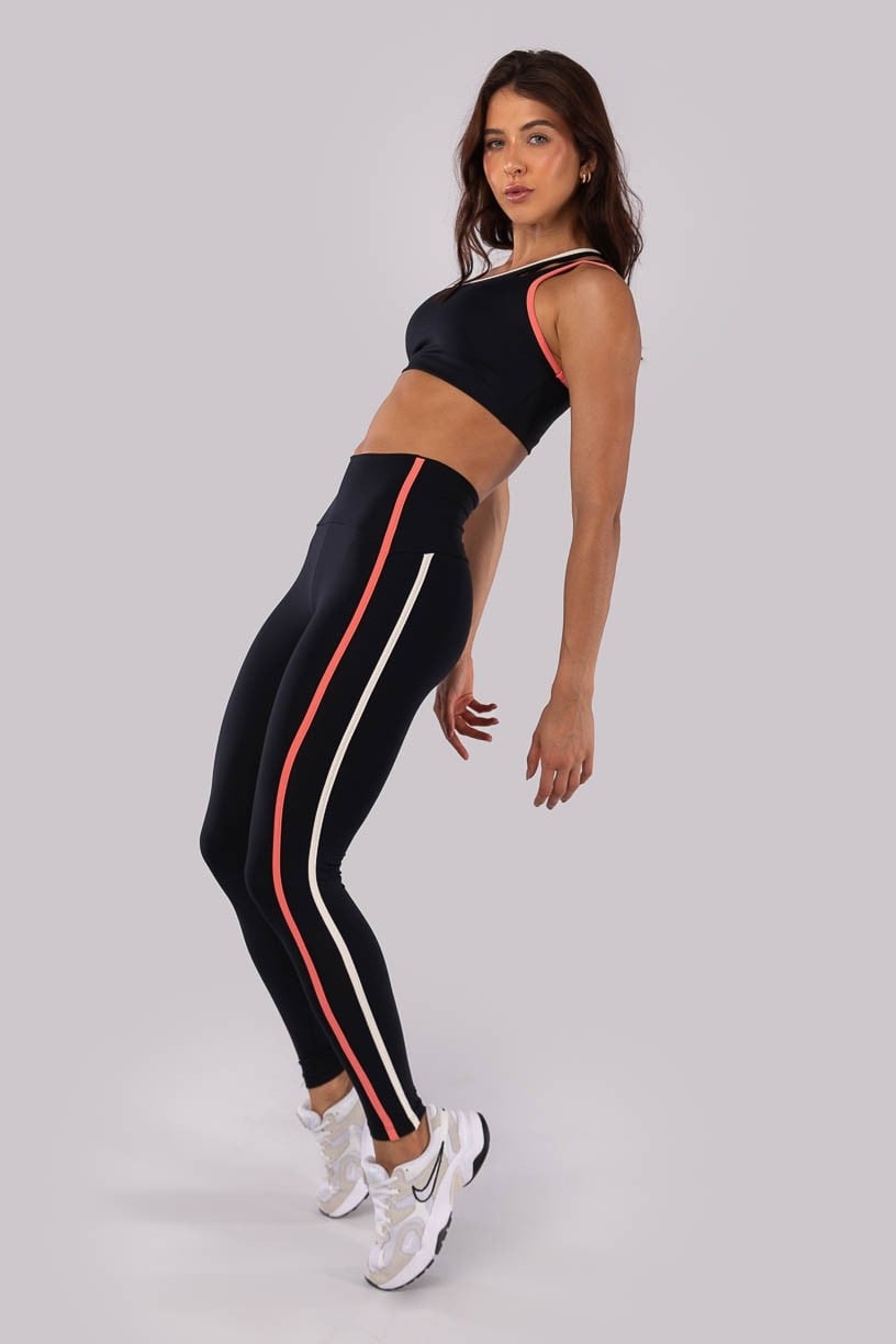 K4527-A_Calca_Legging_com_Chapado_Coloridos_Preto__Aquarela__Off-White__Ref:_K4527-A