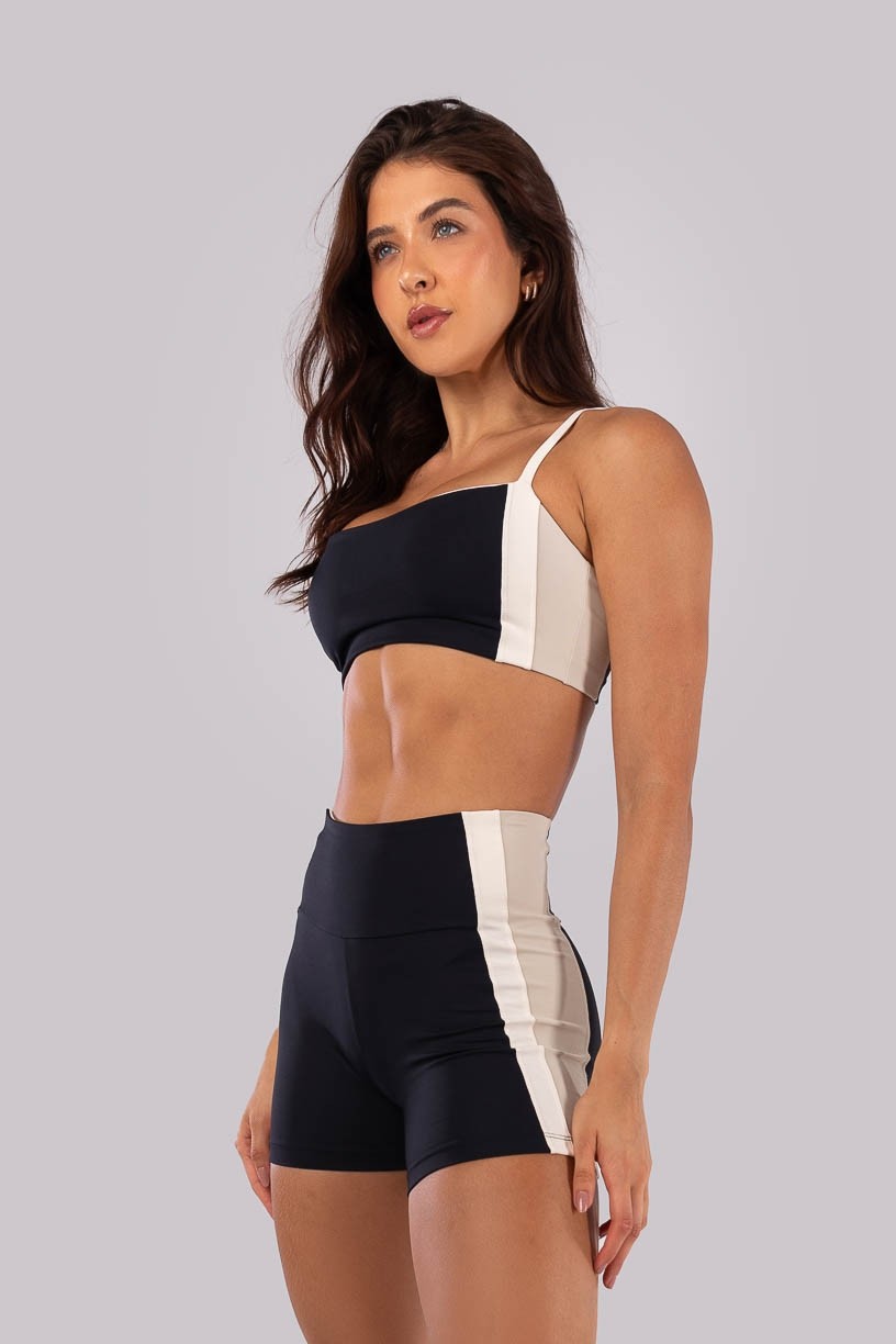K4532-A_Top_Decote_Reto_com_Faixas_Laterais_Preto__Bege__Off-White__Ref:_K4532-A