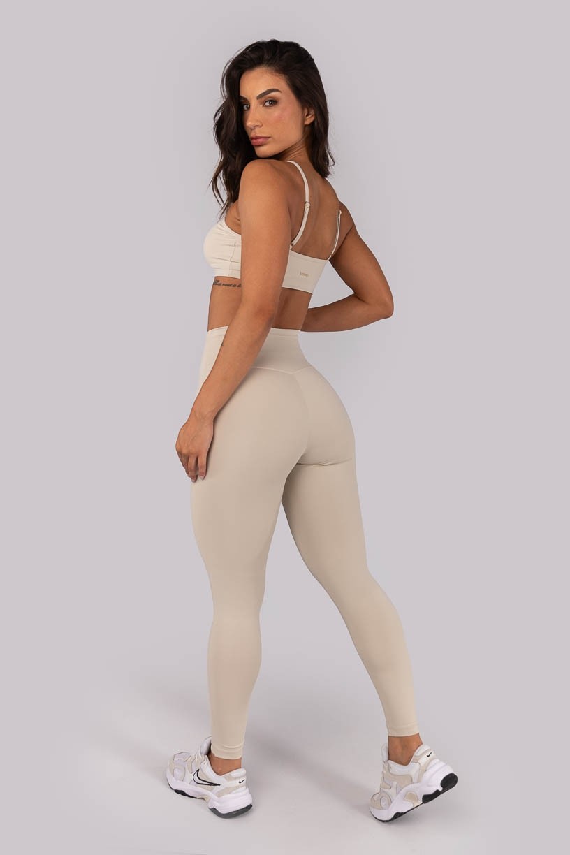 K4290-E_Calca_Legging_com_Vira_e_Cos_em_V_Bege__Ref:_K4290-E