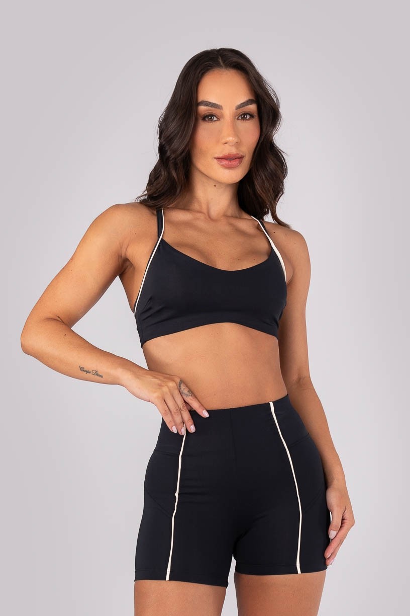K4548-A_Top_com_Vivo_nas_Alcas_Preto__Off-White__Ref:_K4548-A