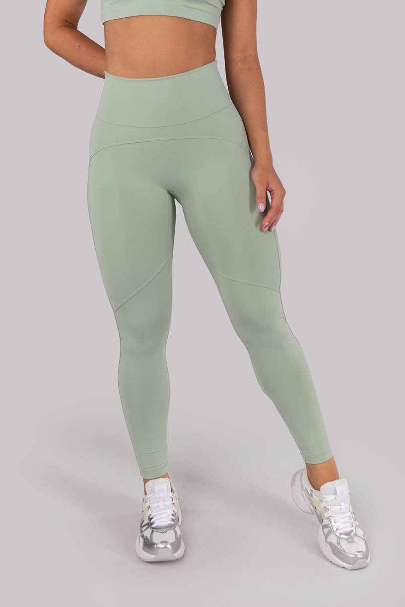 K4552-C_Calca_Legging_sem_Gancho_e_com_Recortes_Verde_Claro__Ref:_K4552-C