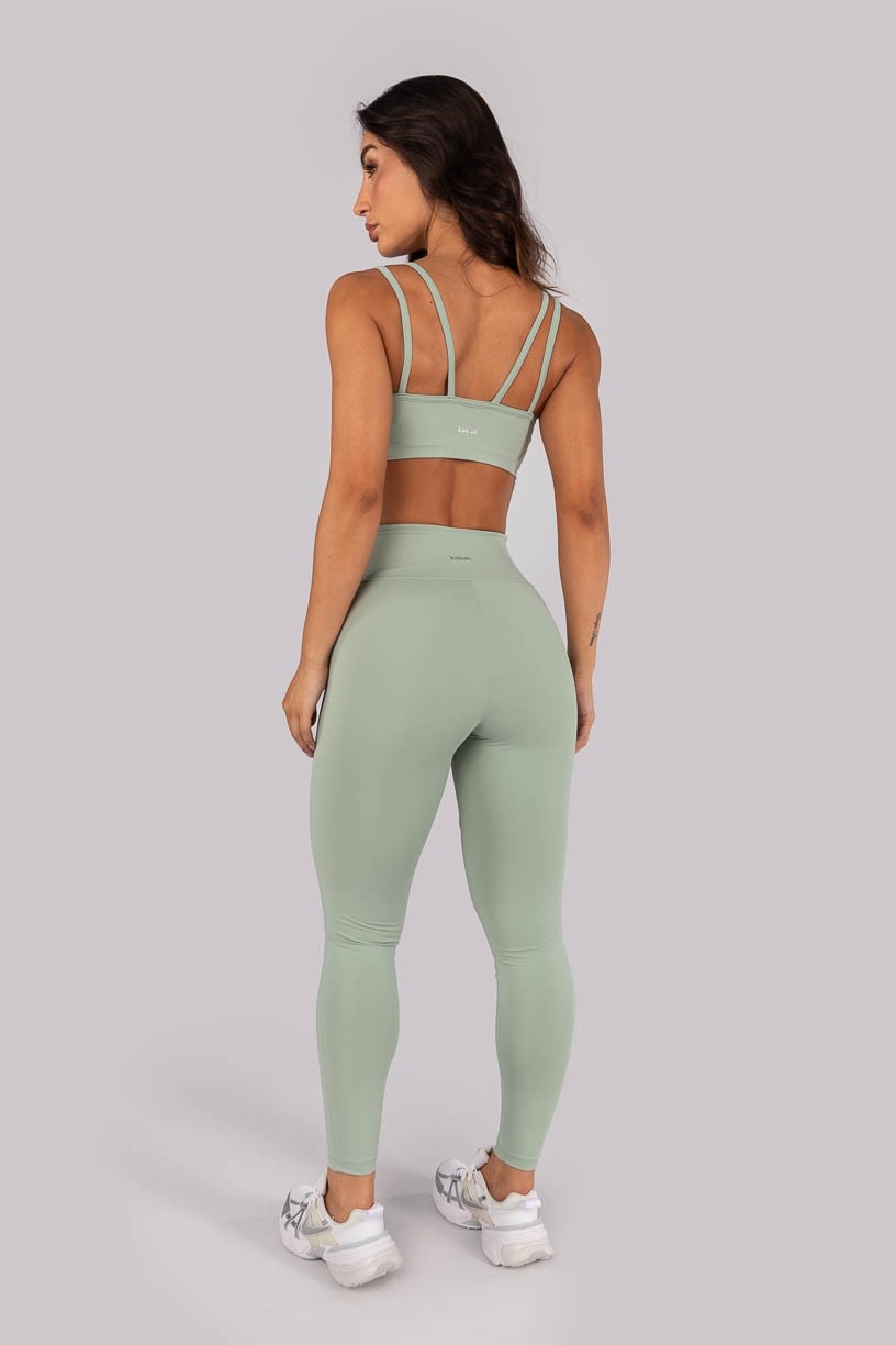 K4552-C_Calca_Legging_sem_Gancho_e_com_Recortes_Verde_Claro__Ref:_K4552-C