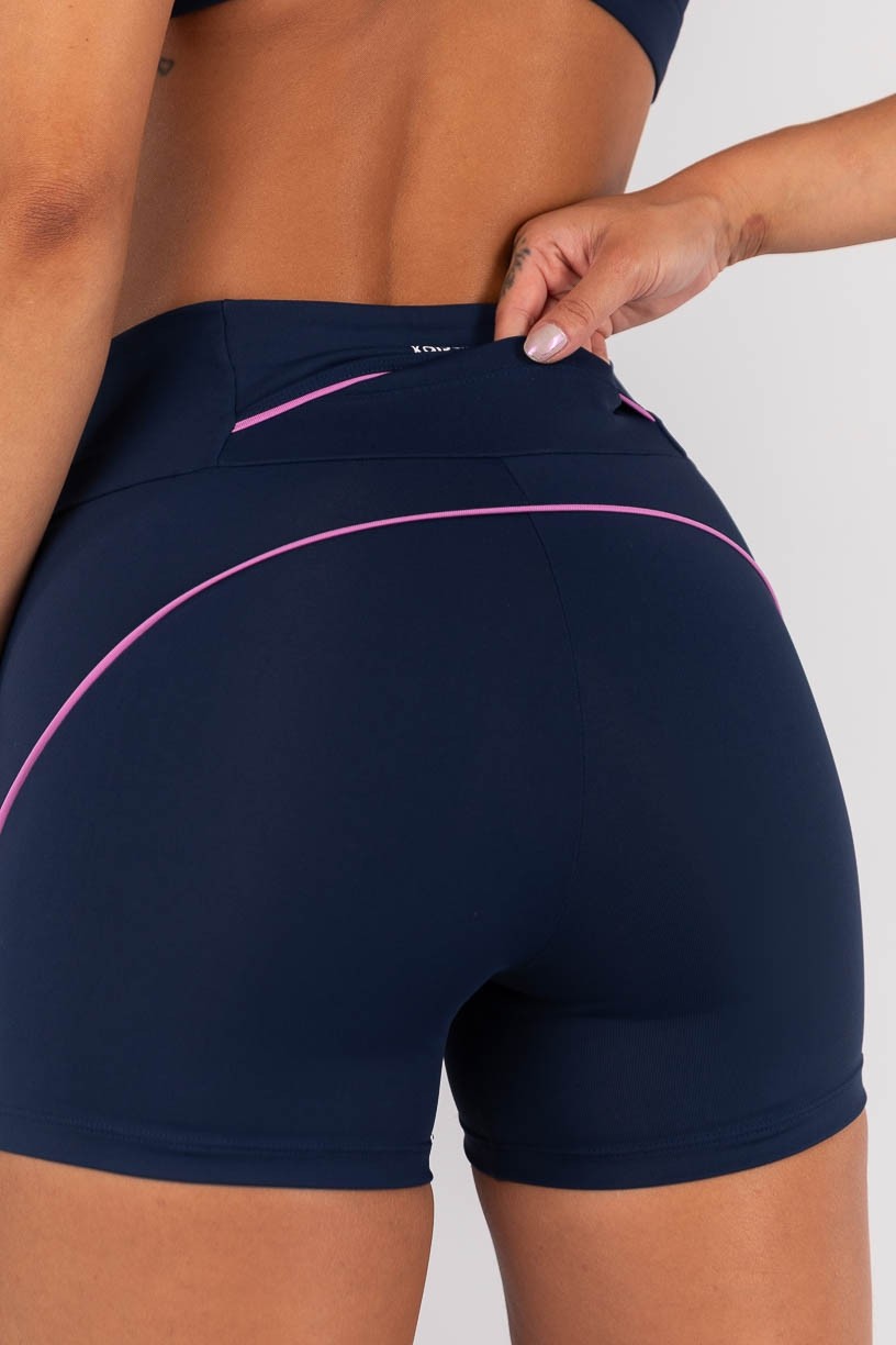 K4562-A_Short_com_Vivo_Contrastantes_e_Bolso_no_Cos_Azul_Marinho__Violet__Ref:_K4562-A