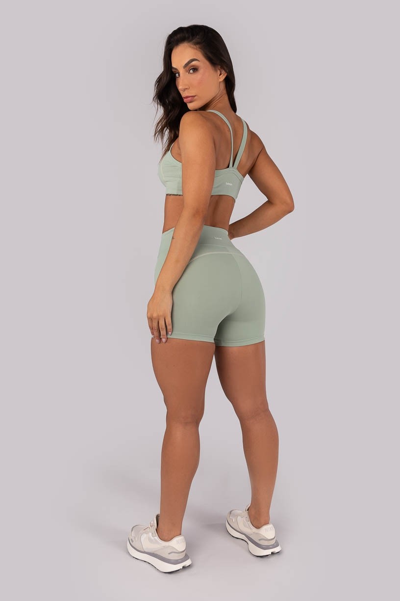 K4565-B_Short_com_Bolsos_e_Cobertura_Contrastante_Verde_Claro__Ref:_K4565-B