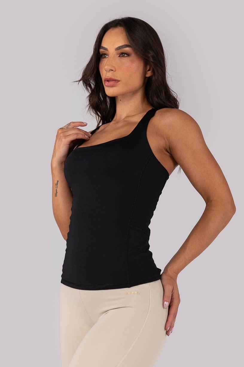 K4581-A_Regata_com_Bolsos_Laterais_Preto__Ref:_K4581-A