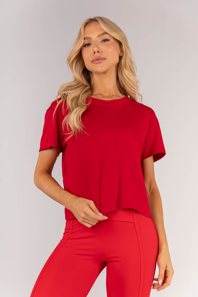 K4377-E_Blusa_com_Abertura_Nas_Costas_Vermelho__Ref:_K4377-E