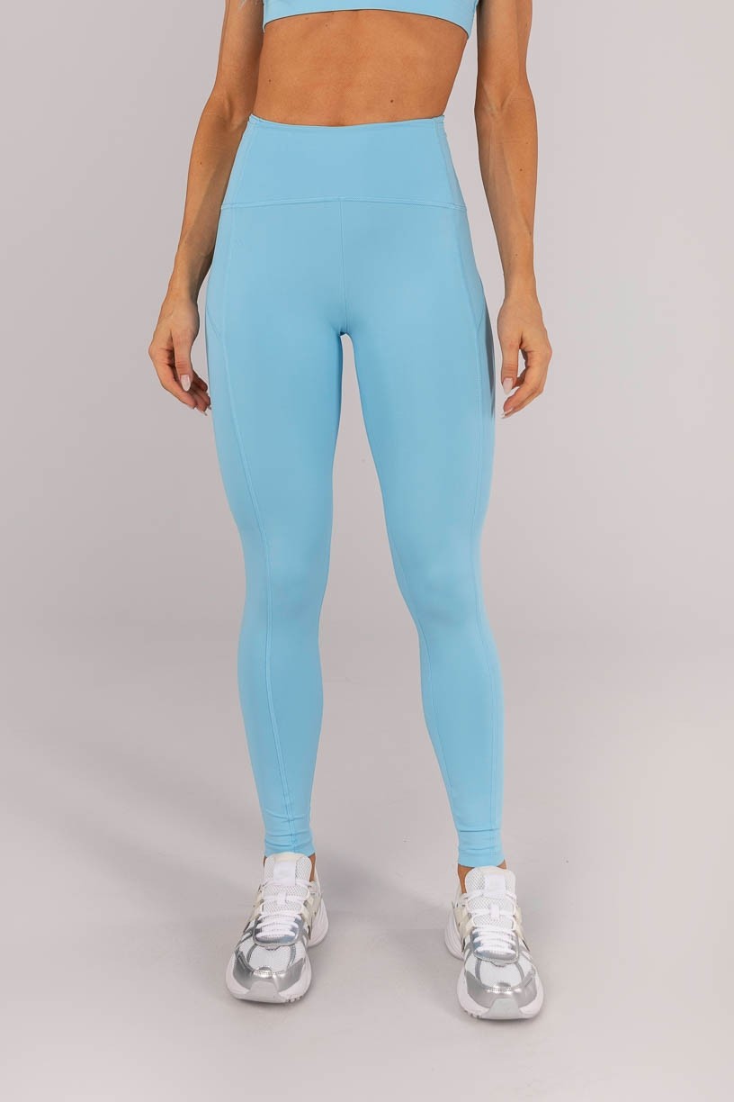 K4592-A_Calca_Legging_com_Bolsos_na_Lateral_Cos_Azul_Ceu__Ref:_K4592-A