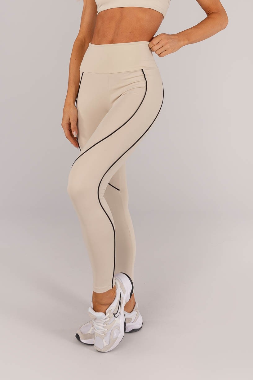 K4598-B_Calca_Legging_com_Vivos_Bege__Preto__Ref:_K4598-B
