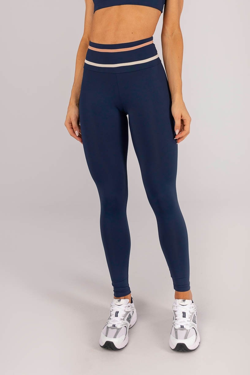K4604-A_Calca_Legging_sem_Gancho_e_com_Chapado_no_Cos_Azul_Marinho__Nude__Bege__Ref:_K4604-A