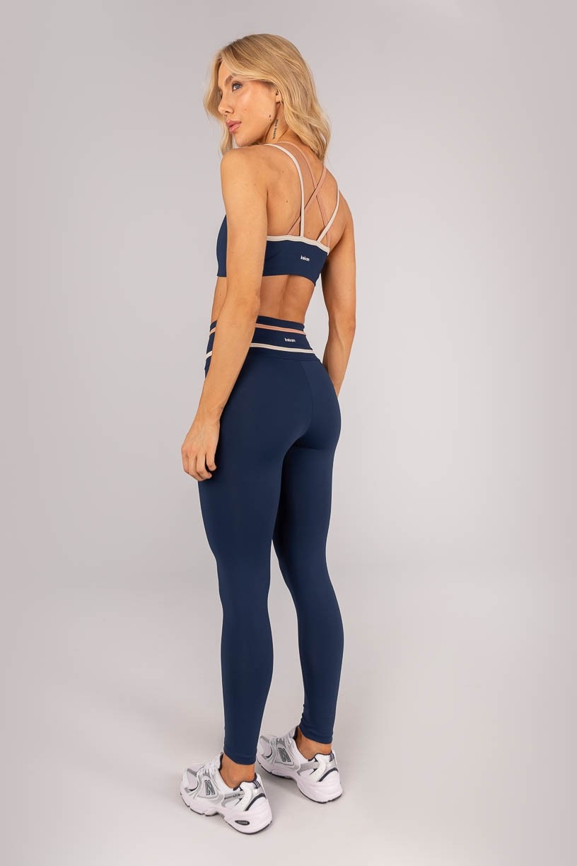 K4604-A_Calca_Legging_sem_Gancho_e_com_Chapado_no_Cos_Azul_Marinho__Nude__Bege__Ref:_K4604-A
