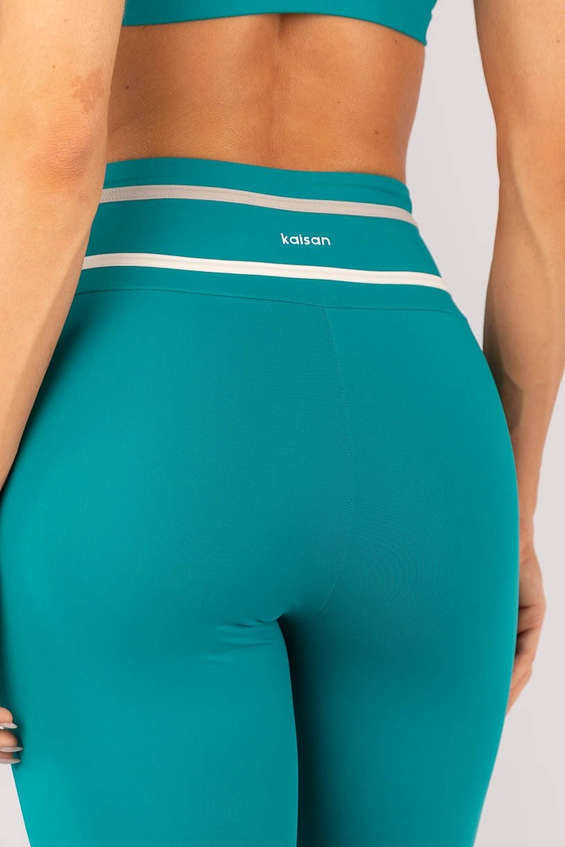 K4604-B_Calca_Legging_sem_Gancho_e_com_Chapado_no_Cos_Jade__Bege_Acinzentado__Off-White__Ref:_K4604-B