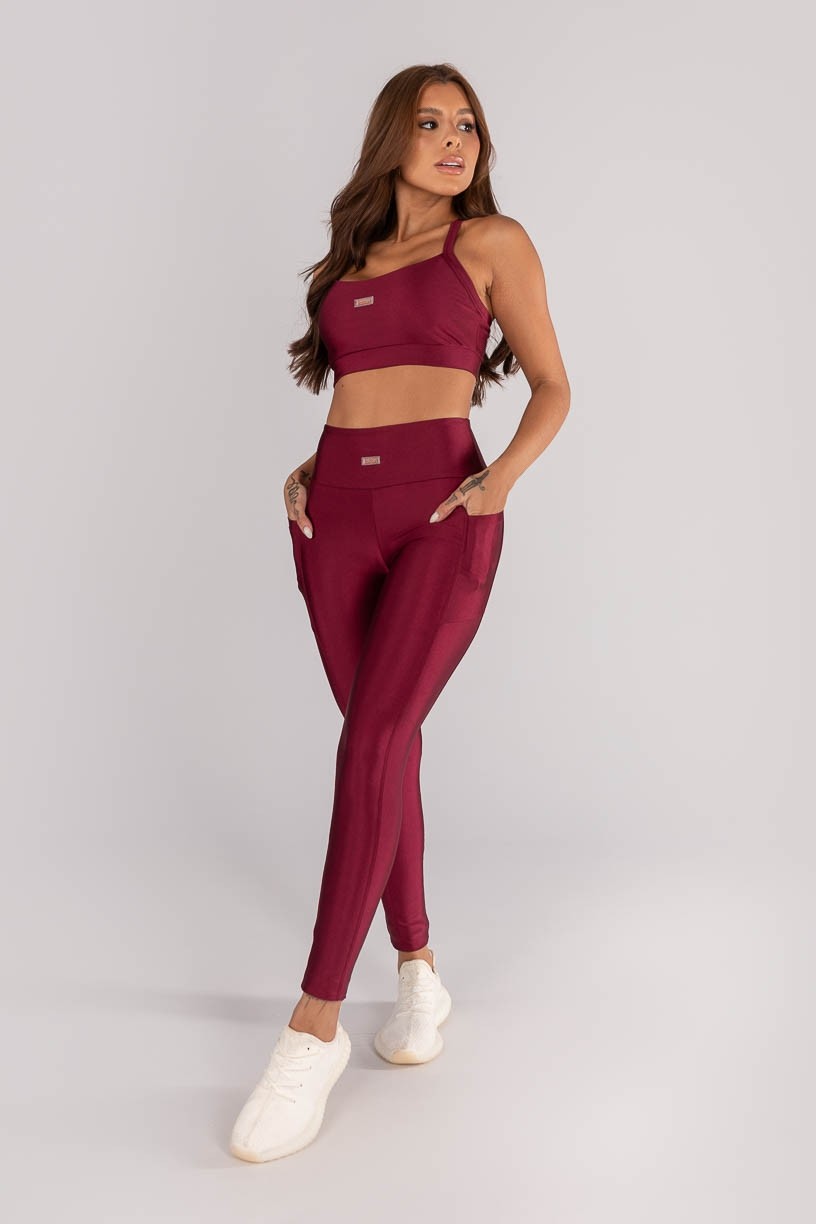 K4375-B_Calca_Legging_com_Bolsos_Laterais_Vinho__Ref:_K4375-B