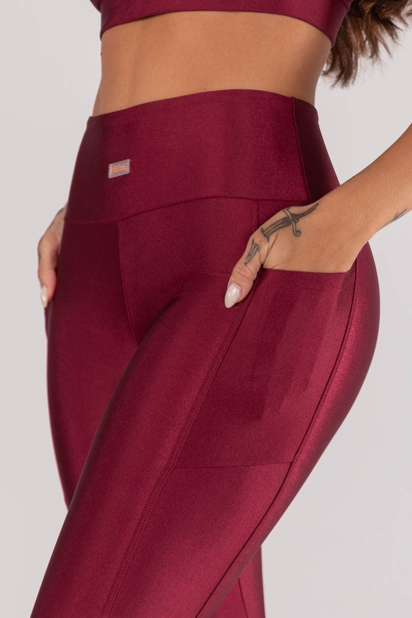 K4375-B_Calca_Legging_com_Bolsos_Laterais_Vinho__Ref:_K4375-B