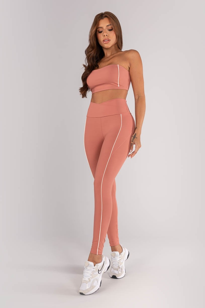 K4618-B_Calca_Legging_com_Cos_Transpassado_e_Bolsos_com_Vivo_Telha__Vanilla__Ref:_K4618-B