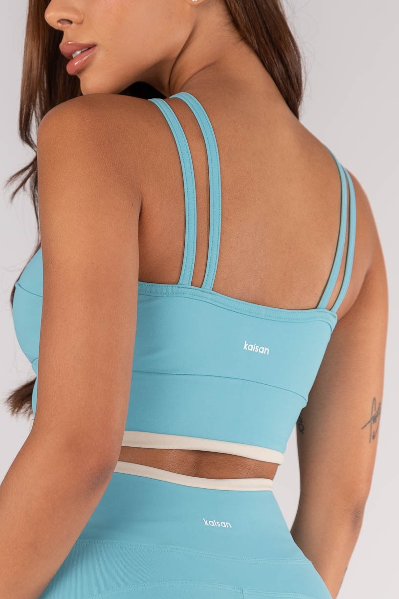 K4621-A_Top_Cava_Americana_com_Alcas_Duplas_e_Vira_Brisa__Off-White__Ref:_K4621-A